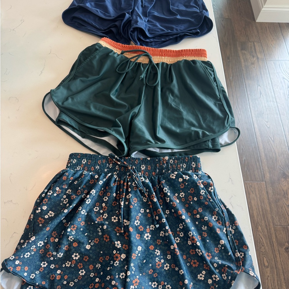 Set of 3 swim shorts